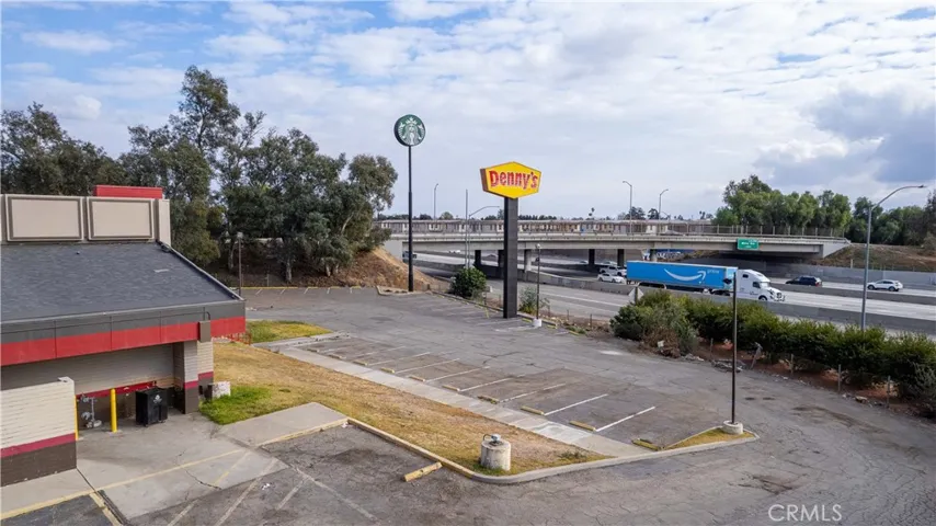 1504 Gillette Road, Pomona, California 91768