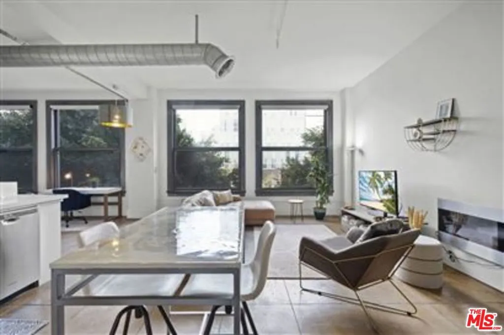 108 W 2nd Street 214, Los Angeles, California 90012 home-pic-7