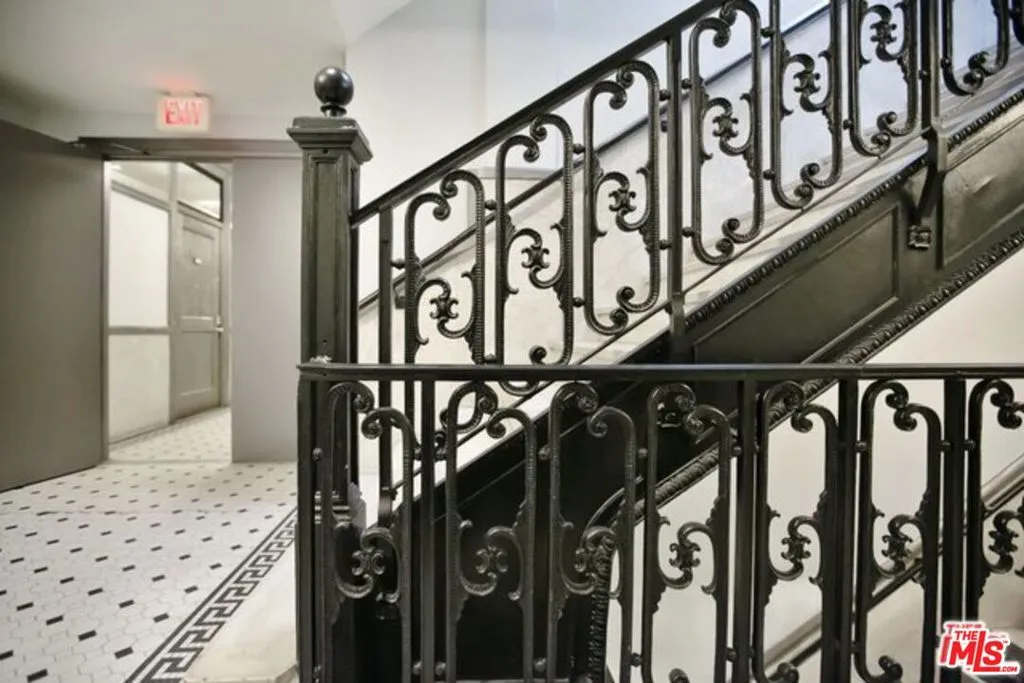 108 W 2nd Street 214, Los Angeles, California 90012 home-pic-26