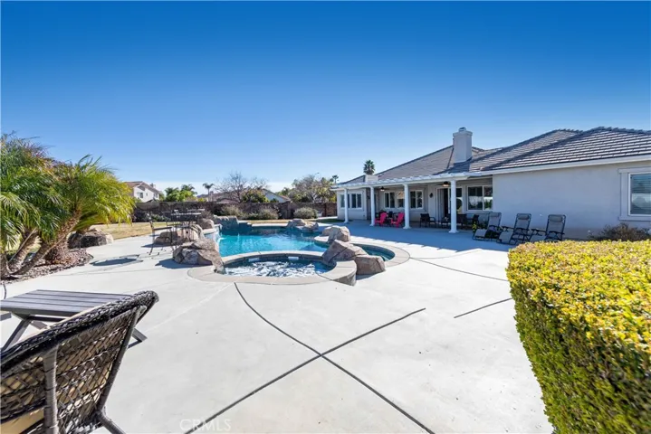 24294 Luna Brilla Lane, Murrieta, California 92562