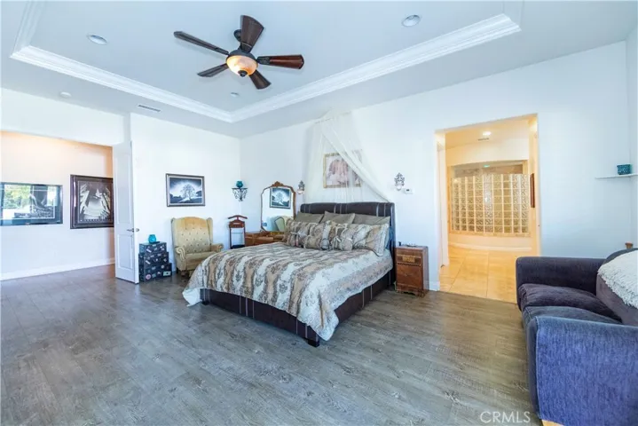 24294 Luna Brilla Lane, Murrieta, California 92562
