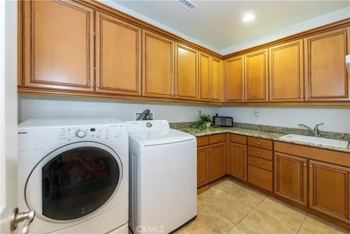 24294 Luna Brilla Lane, Murrieta, California 92562