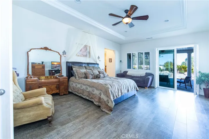 24294 Luna Brilla Lane, Murrieta, California 92562