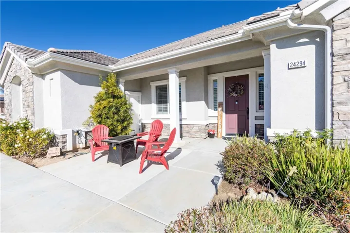 24294 Luna Brilla Lane, Murrieta, California 92562