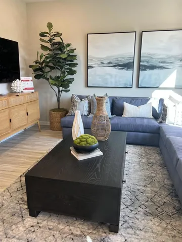 1016 Logan Ln, Vista, California 92081