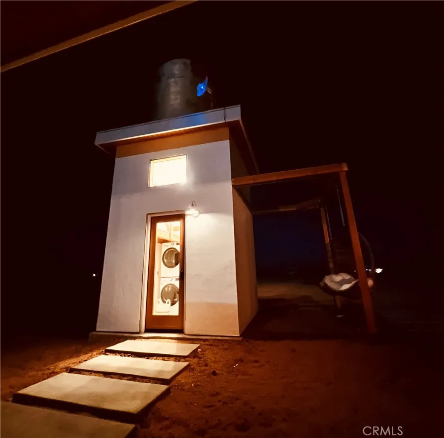 60654 Mitch Lane, Landers, California 92285 home-pic-45