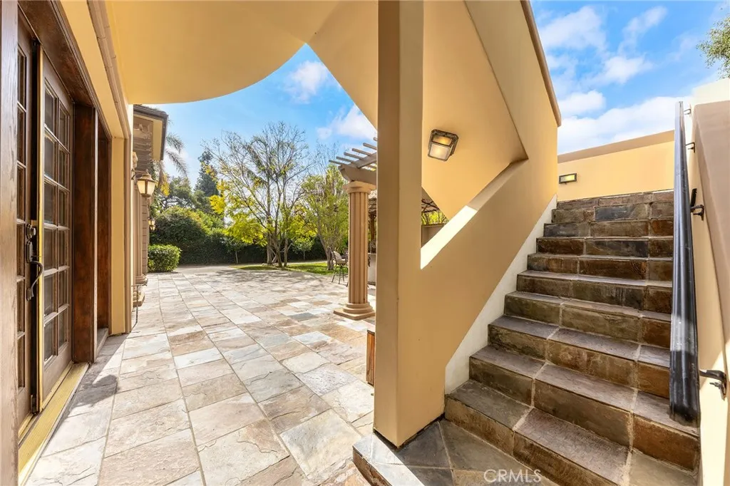 1539 Rodeo Road, Arcadia, California 91006 home-pic-38