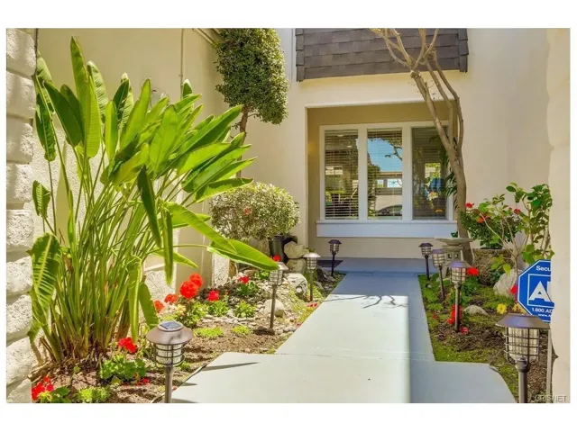 20 Rockrose Way, Irvine, California 92612