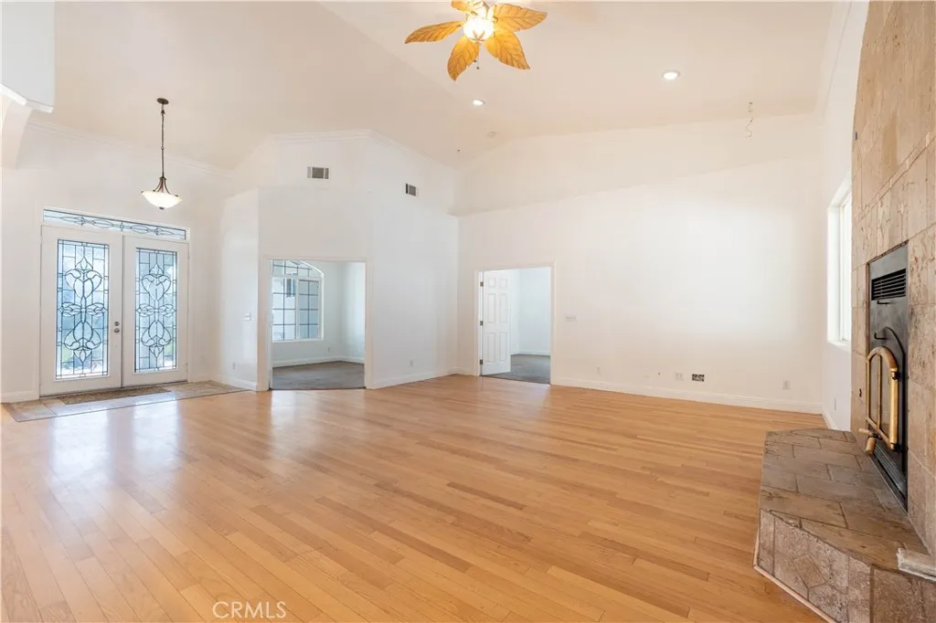 17788 Buckthorn Avenue, Hesperia, California 92345 home-pic-8