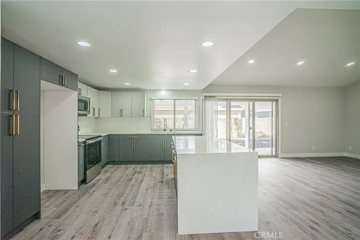 7133 Cole Street, Downey, California 90242