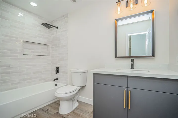 7133 Cole Street, Downey, California 90242