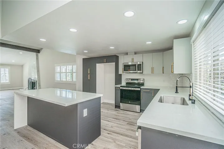 7133 Cole Street, Downey, California 90242