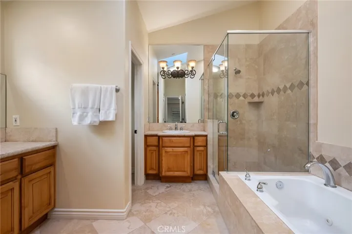 230 S Helberta Avenue A, Redondo Beach, California 90277