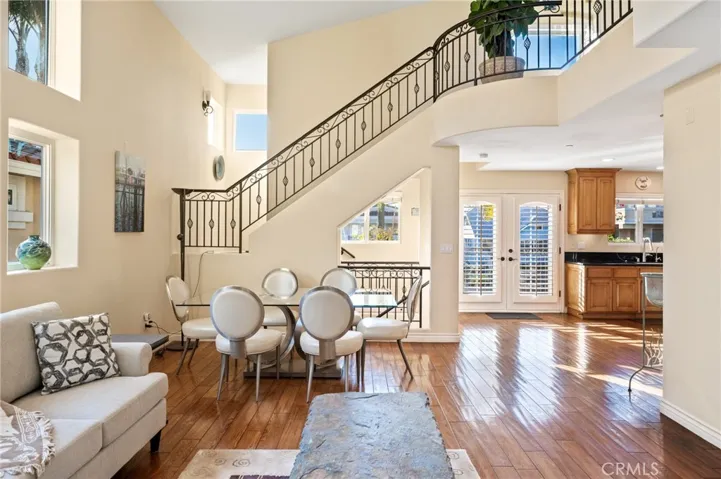 230 S Helberta Avenue A, Redondo Beach, California 90277
