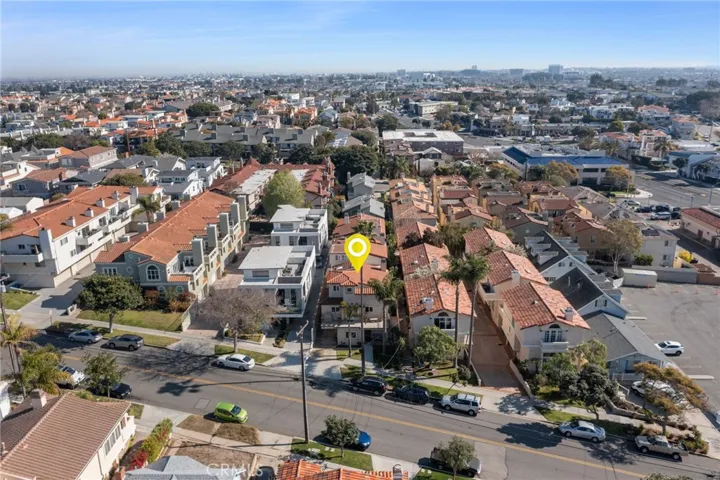 230 S Helberta Avenue A, Redondo Beach, California 90277