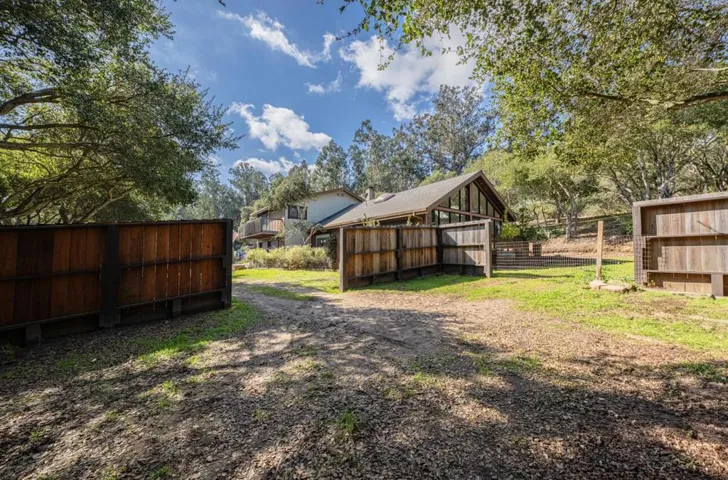 6748 Langley Canyon Road, Salinas, California 93907