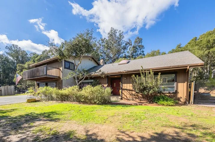 6748 Langley Canyon Road, Salinas, California 93907