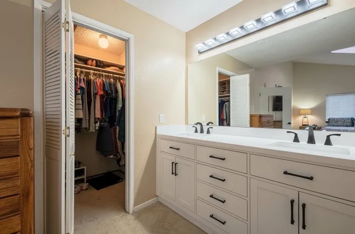 6748 Langley Canyon Road, Salinas, California 93907
