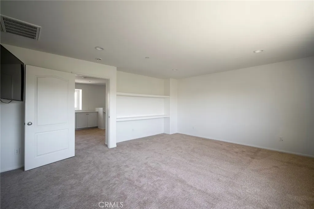 29665 Gypsy Canyon Circle, Menifee, California 92584 home-pic-23