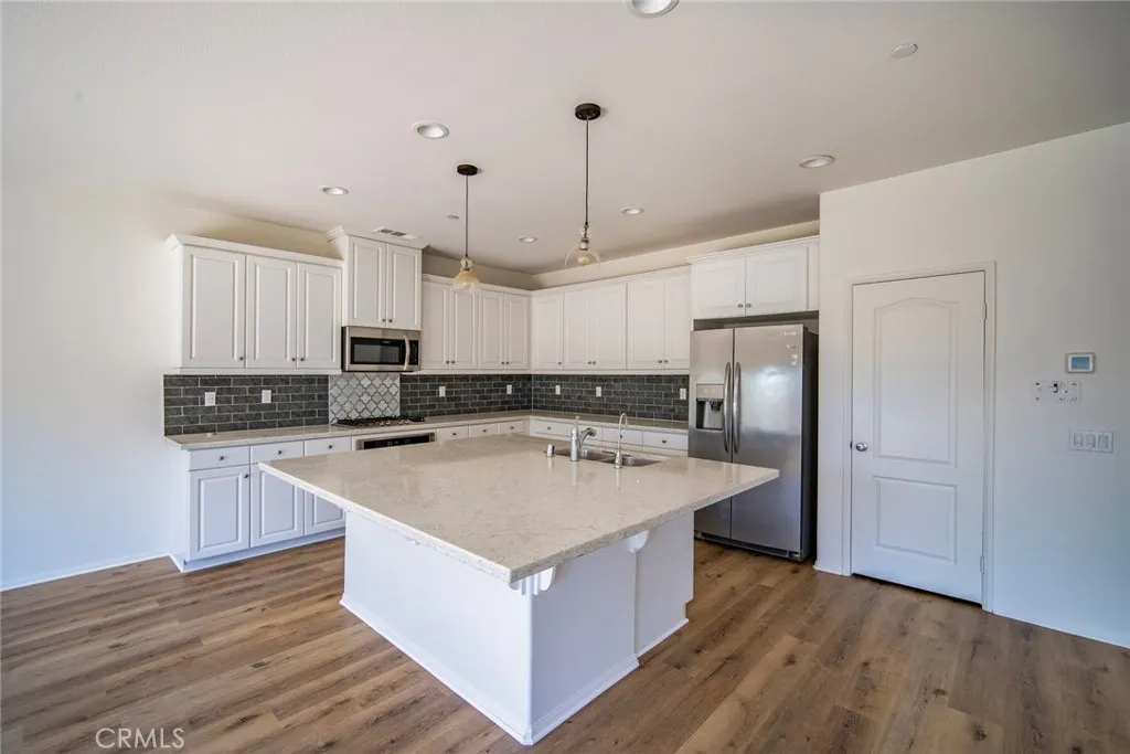 29665 Gypsy Canyon Circle, Menifee, California 92584 home-pic-5