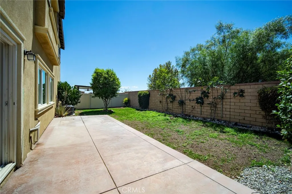 29665 Gypsy Canyon Circle, Menifee, California 92584 home-pic-40