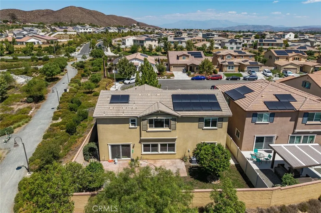 29665 Gypsy Canyon Circle, Menifee, California 92584 home-pic-46