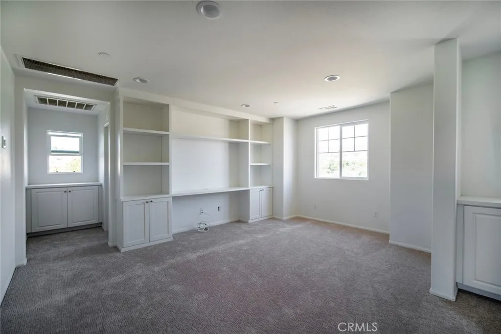 29665 Gypsy Canyon Circle, Menifee, California 92584 home-pic-10