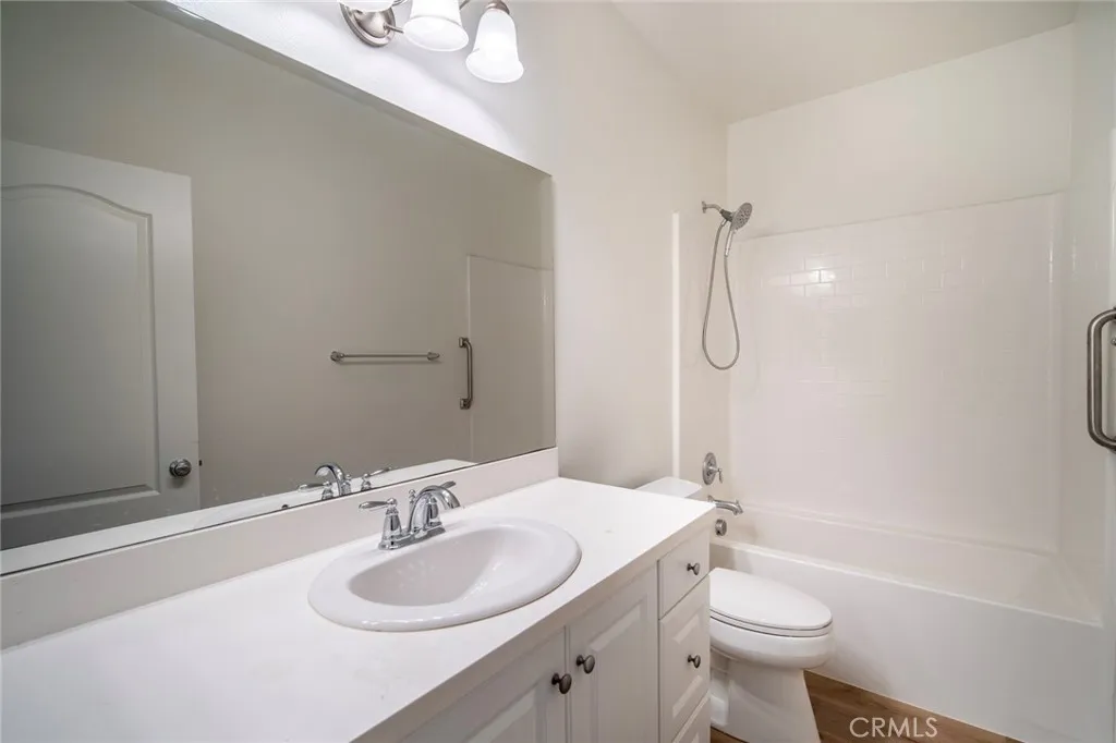 29665 Gypsy Canyon Circle, Menifee, California 92584 home-pic-9