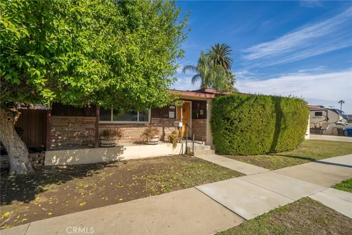 664 W J Street, Ontario, California 91762