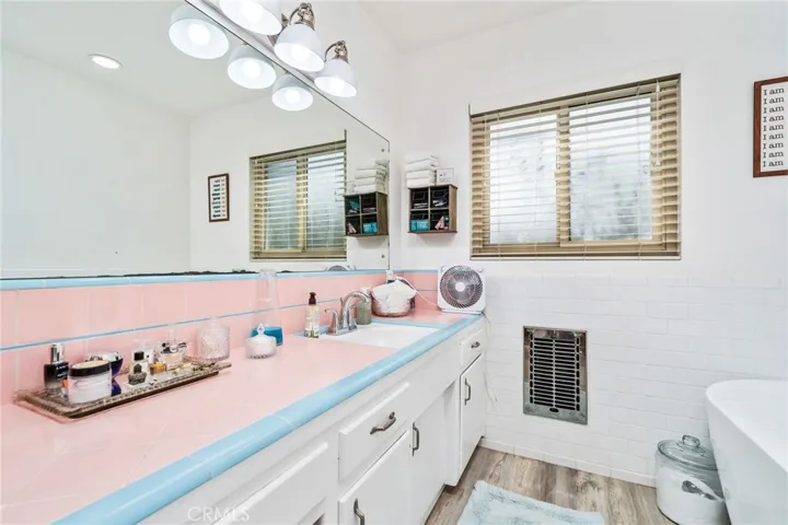 664 W J Street, Ontario, California 91762
