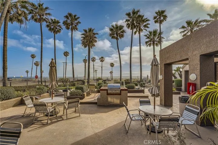 1200 Pacific Coast 313, Huntington Beach, California 92648