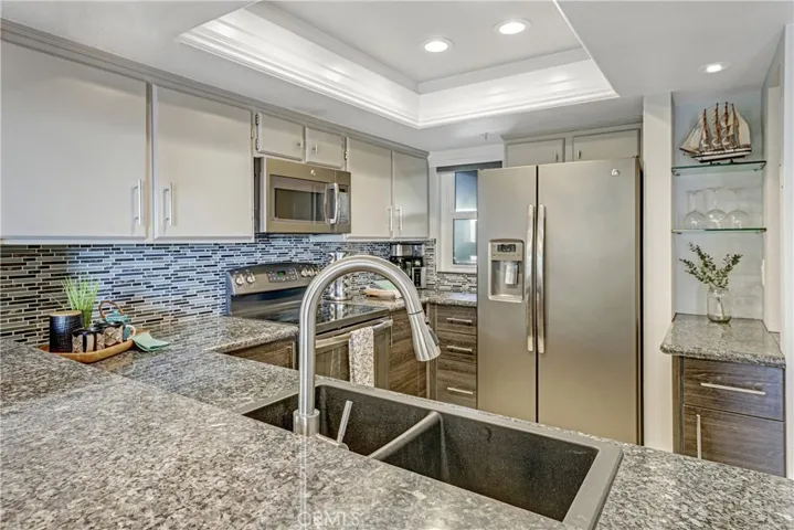 1200 Pacific Coast 313, Huntington Beach, California 92648