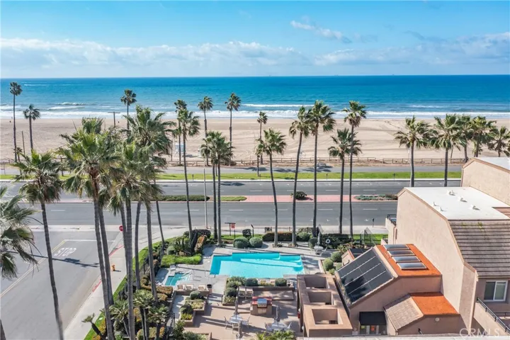 1200 Pacific Coast 313, Huntington Beach, California 92648