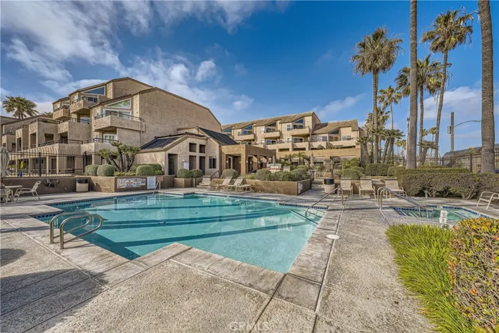 1200 Pacific Coast 313, Huntington Beach, California 92648