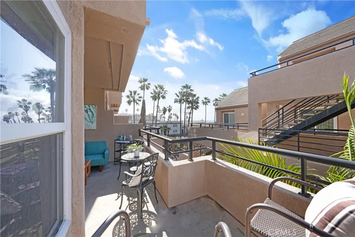 1200 Pacific Coast 313, Huntington Beach, California 92648
