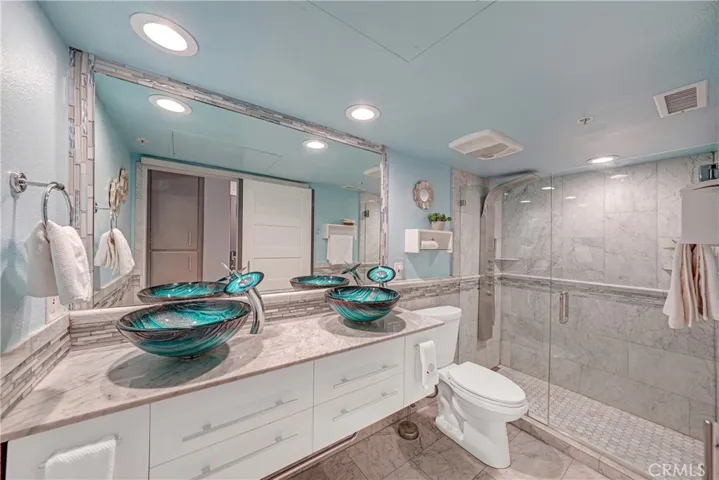 1200 Pacific Coast 313, Huntington Beach, California 92648
