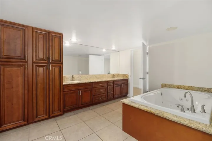 1st Floor Primary Bath