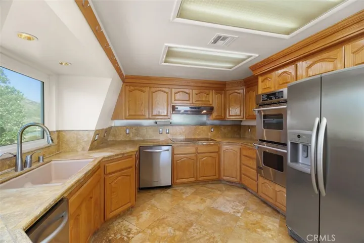 27530 Lindell Road, Lake Elsinore, California 92532