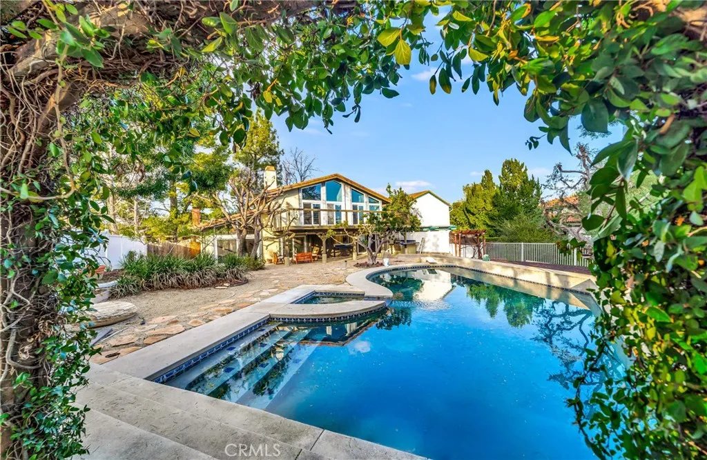 23216 Park Esperanza, Calabasas, California 91302 home-pic-0