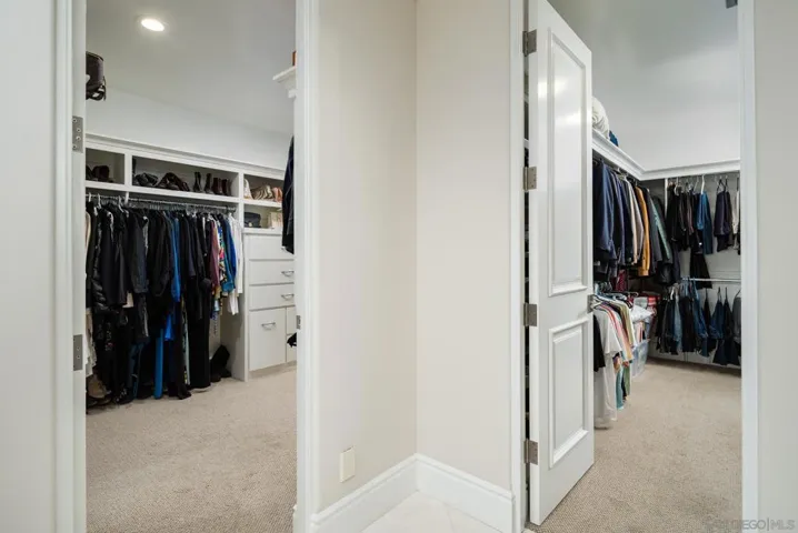 14830 Encendido, San Diego, California 92127