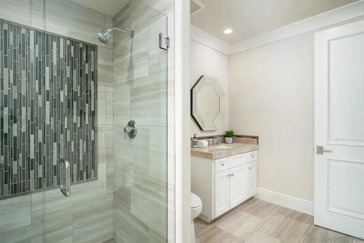 14830 Encendido, San Diego, California 92127