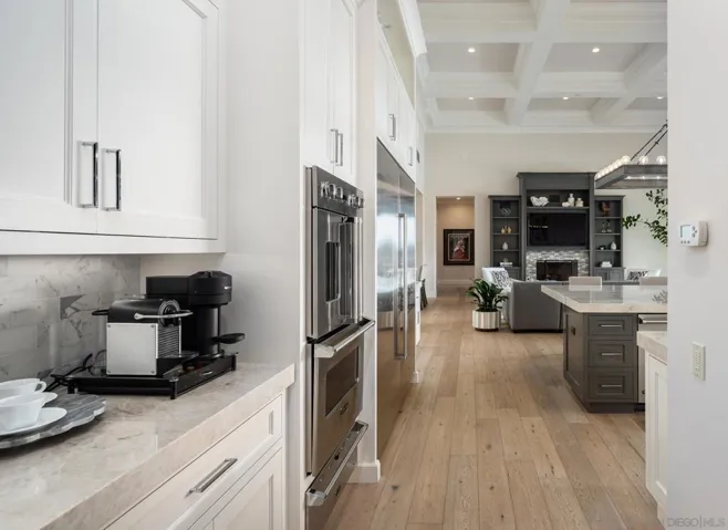 14830 Encendido, San Diego, California 92127