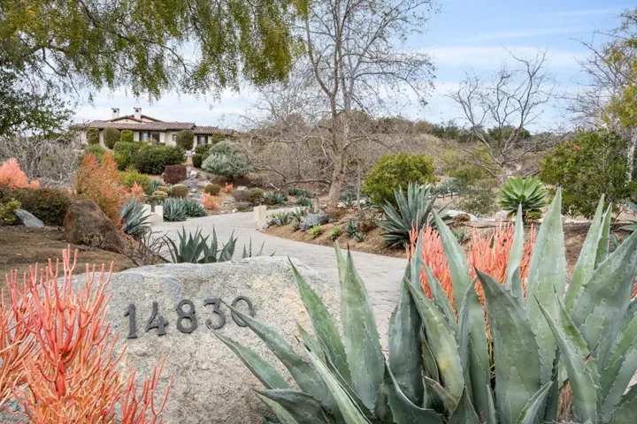 14830 Encendido, San Diego, California 92127