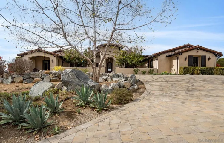 14830 Encendido, San Diego, California 92127