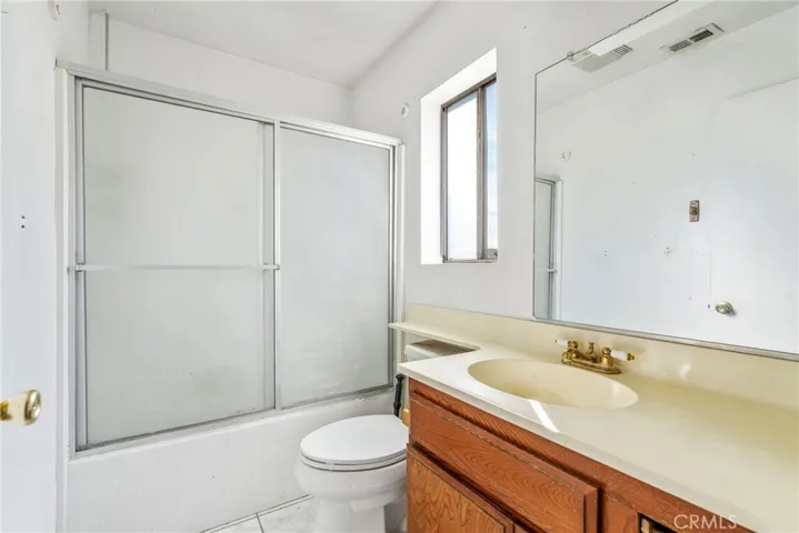 3182 Wishing Well Court, Jurupa Valley, California 91752