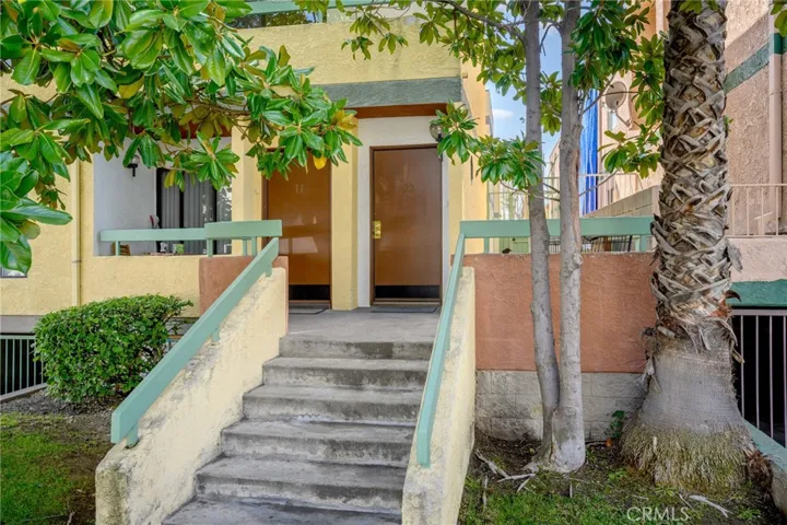 1142 Stanley Avenue 22, Glendale, California 91206