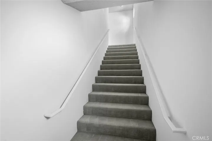 1142 Stanley Avenue 22, Glendale, California 91206