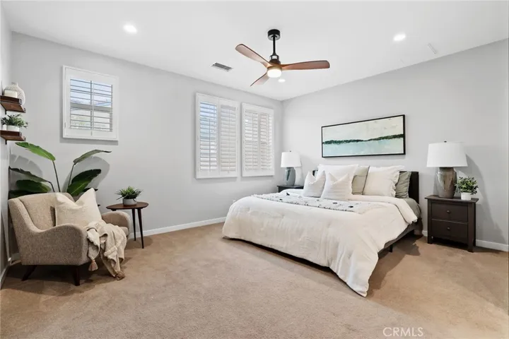 39 Savannah, Lake Forest, California 92630