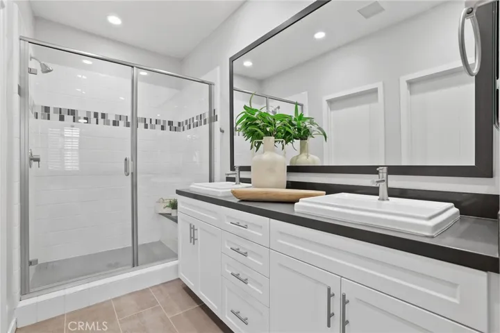 39 Savannah, Lake Forest, California 92630