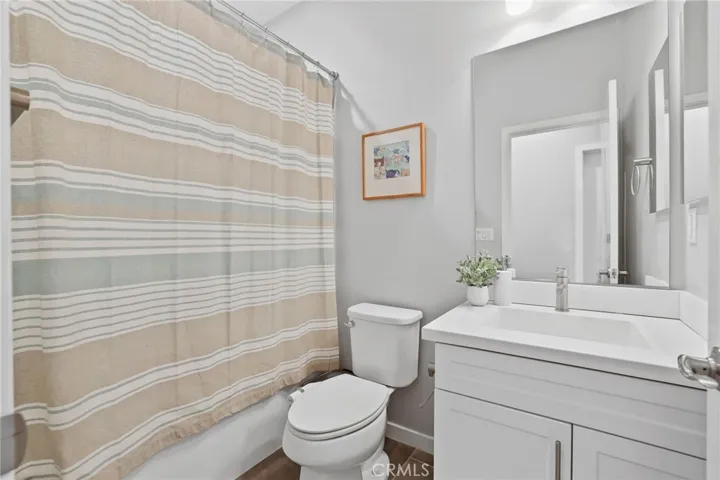 39 Savannah, Lake Forest, California 92630